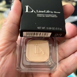 LimeLife Foundation Sample